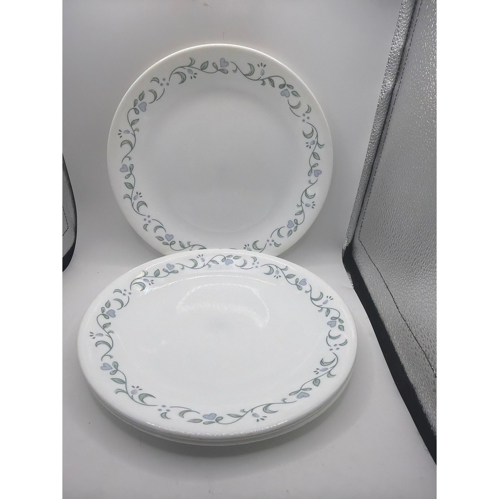 4 Corelle Country Cottage 8.5" Lunch Plates, Salad Plates